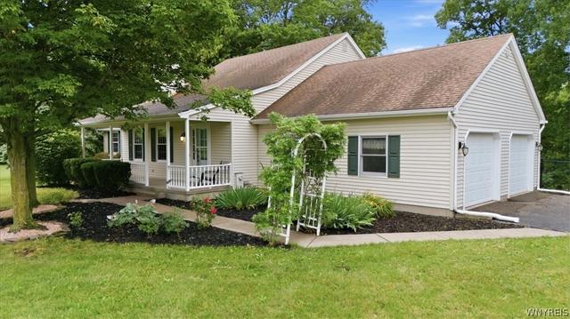 3275 Wilson Youngstown Rd, Wilson, NY 14172