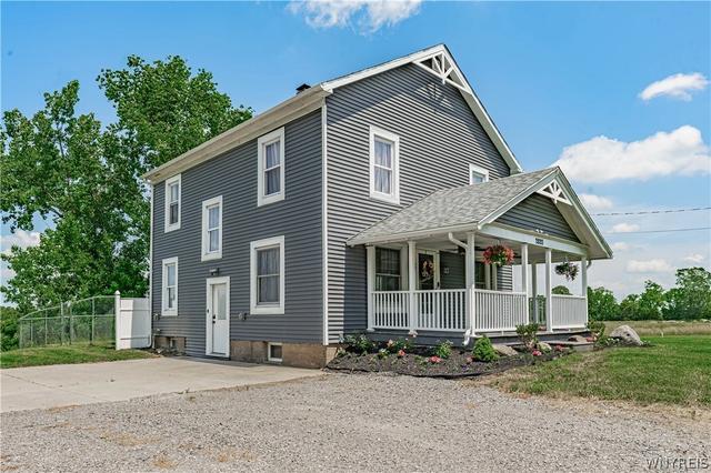 2820 Albright Rd, Ransomville, NY 14131