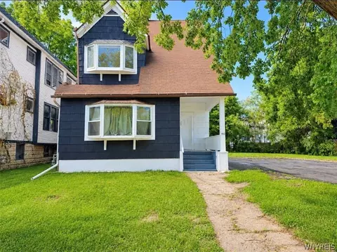 392 Leroy Ave, Buffalo, NY 14214