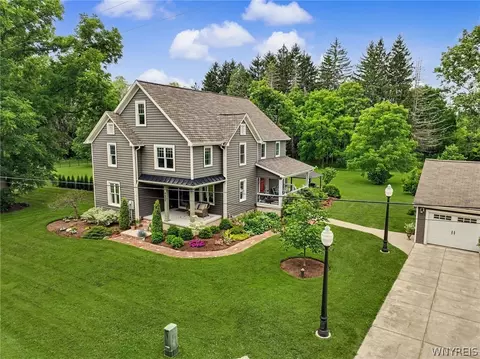 6600 Dye Rd, Newstead, NY 14001