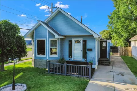 2 Ladner Ave, Buffalo, NY 14220