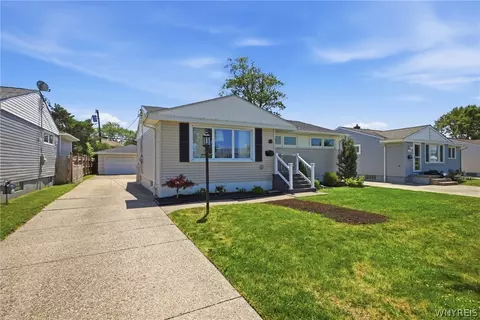 85 Bonnett Ave, Tonawanda, NY 14150