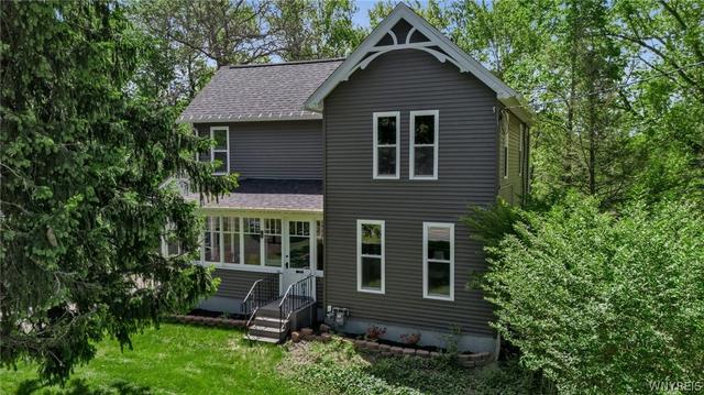 193 E Main St, Hamburg, NY 14075