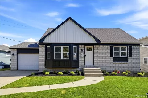 62 Camner Ave, Lancaster, NY 14086