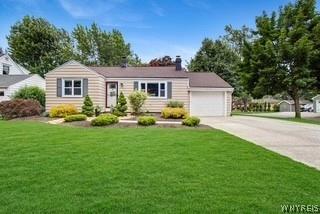 41 Grant St, Lancaster, NY 14086