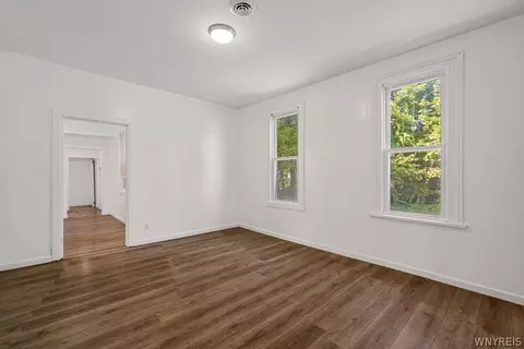 104 Pershing Ave, Buffalo, NY 14211 photo 18