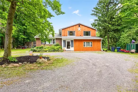 2367 Ellicott Rd, Caledonia, NY 14423