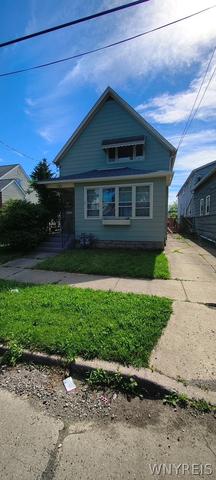 135 Schiller St, Buffalo, NY 14206