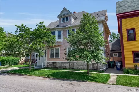 11 15th St, Buffalo, NY 14213