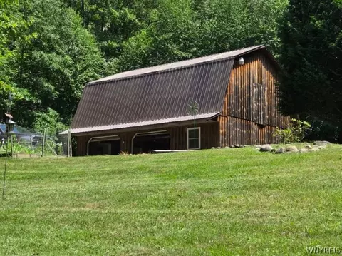Exterior - 5351 Middle Rd, Bath, NY 14810 photo 7 of 18