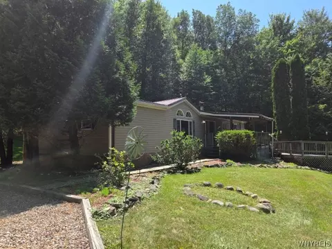 Exterior - 5351 Middle Rd, Bath, NY 14810 photo 2 of 18