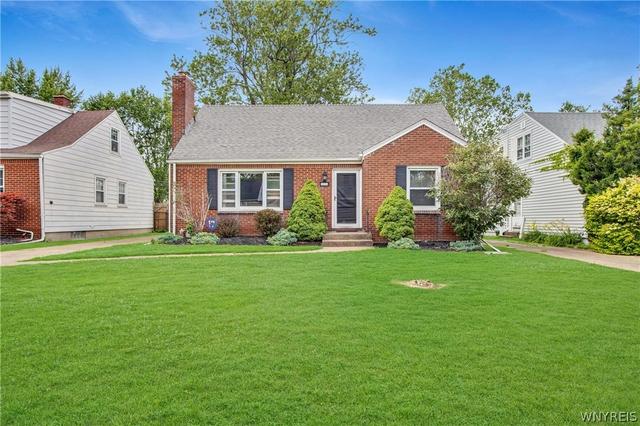 224 Paramount Pkwy, Buffalo, NY 14223
