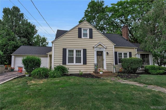 1230 Wyoming Ave, Niagara Falls, NY 14305