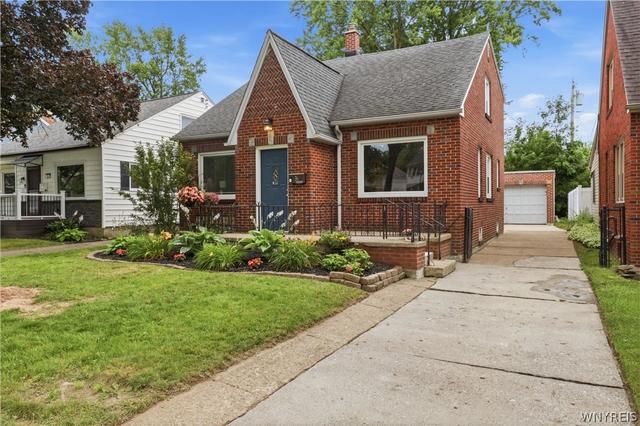 36 Morton Dr, Amherst, NY 14226