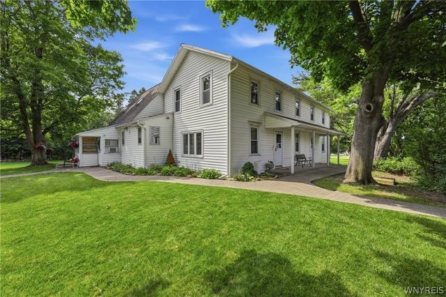 5224 Old Goodrich Rd, Clarence, NY 14031