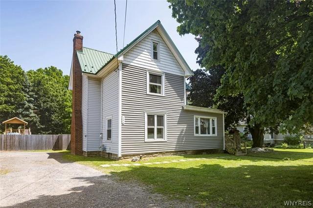 156 Central Ave, Hanover, NY 14136