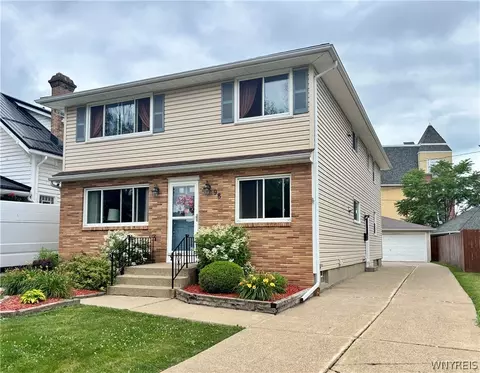 98 Delaware Rd, Kenmore, NY 14217