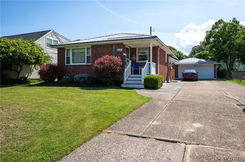 3689 Wabash Ave, Blasdell, NY 14219