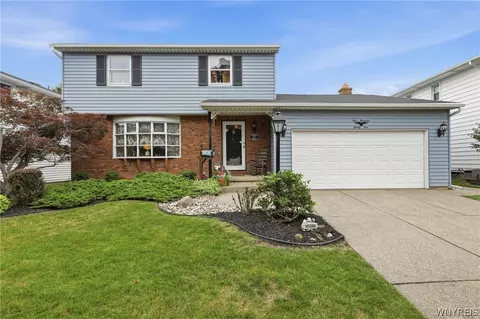 125 Brookside Ter W, Tonawanda, NY 14150
