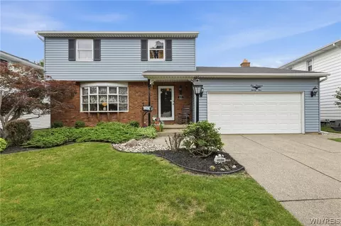 125 Brookside Ter W, Tonawanda, NY 14150