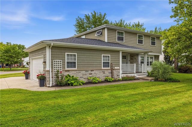 70 Angle Rd, West Seneca, NY 14224