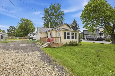 5099 Big Tree Rd, Orchard Park, NY 14127