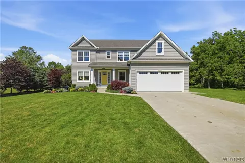 8630 Northfield Rd, Clarence Center, NY 14032