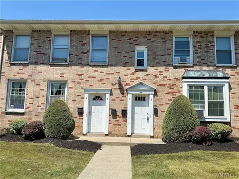 10 Wayne Ter #8, Cheektowaga, NY 14225