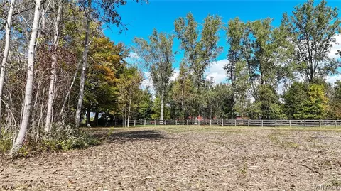 Salt Road E, Clarence, NY 14031 photo 3