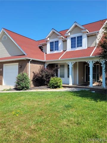 104 Markley Dr, Getzville, NY 14068