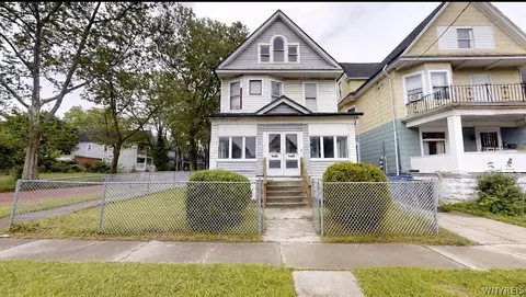 445 Northampton St, Buffalo, NY 14208
