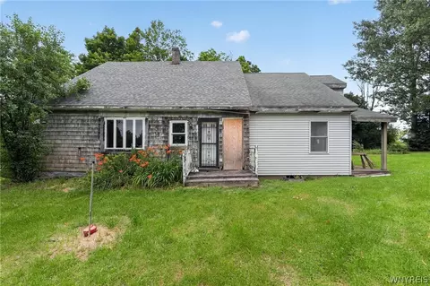 2788 Doolittle Rd, Paris, NY 13456