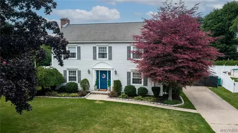 948 Mckinley Ave, Niagara Falls, NY 14305