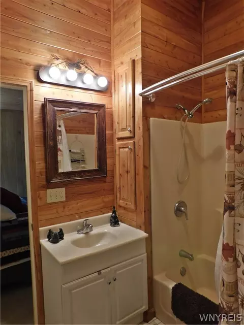 Bath - 2982 Buffalo Street Ext, Olean, NY 14760 photo 1 of 3
