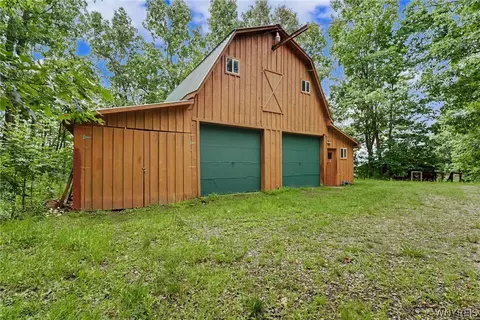Exterior - 2982 Buffalo Street Ext, Olean, NY 14760 photo 10 of 12