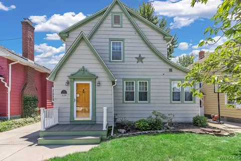 339 Evans St, North Tonawanda, NY 14120