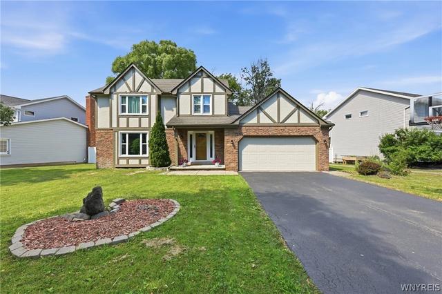 79 Bywater Dr, Getzville, NY 14068