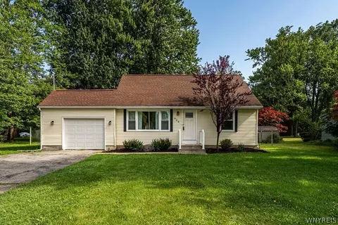 966 Dodge Rd, Getzville, NY 14068