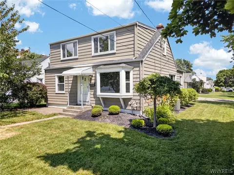 831 Beach Rd, Cheektowaga, NY 14225