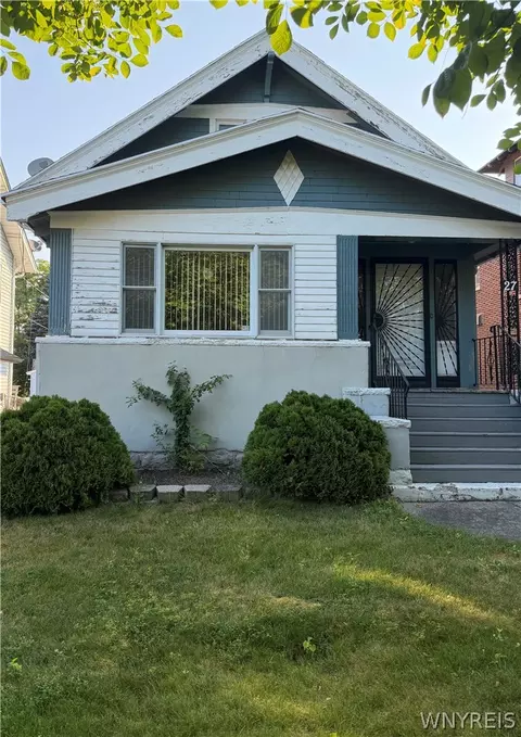 27 Allenhurst Rd, Buffalo, NY 14214