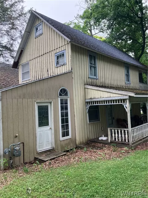 27 Genesee St, Castile, NY 14427 photo 2