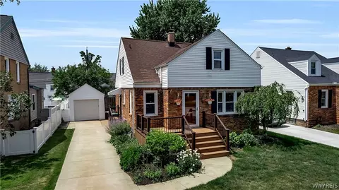 30 Truesdale Rd, Buffalo, NY 14223