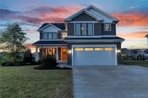 138 Avian Way, Lancaster, NY 14086