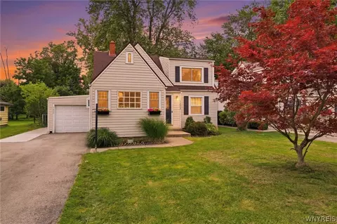1472 Wehrle Dr, Amherst, NY 14221