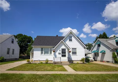 19 Avery Ave, Lackawanna, NY 14218