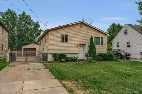 35 State St, Tonawanda, NY 14150