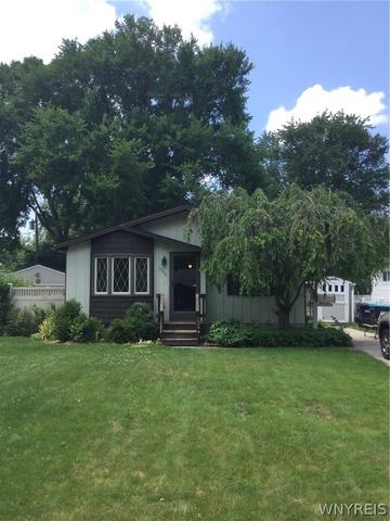 3542 Warner Dr, Grand Island, NY 14072