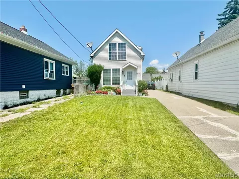 158 David Ave, Cheektowaga, NY 14225