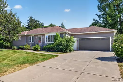1985 Maple Rd, Amherst, NY 14221