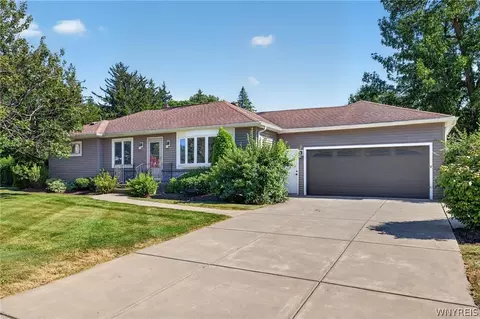 1985 Maple Rd, Amherst, NY 14221